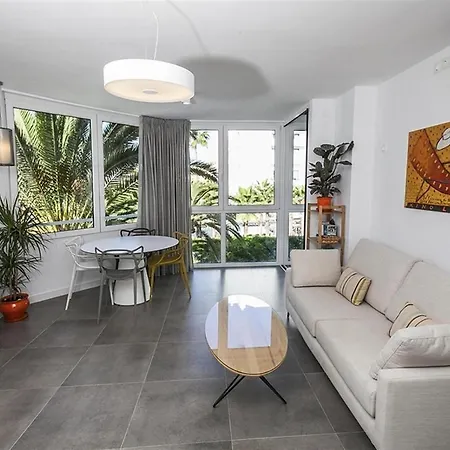 Διαμέρισμα Super Front Line Modern New Apartm *